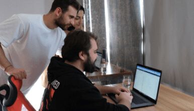 Webtures ofis logosu